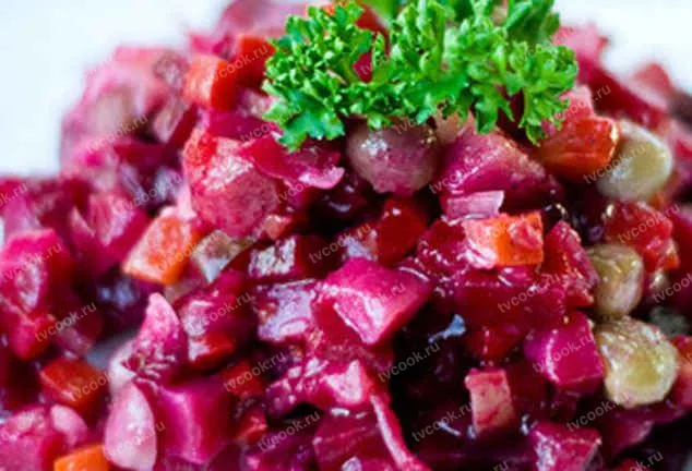 Винегрет классический – с солёными огурцами и горошком