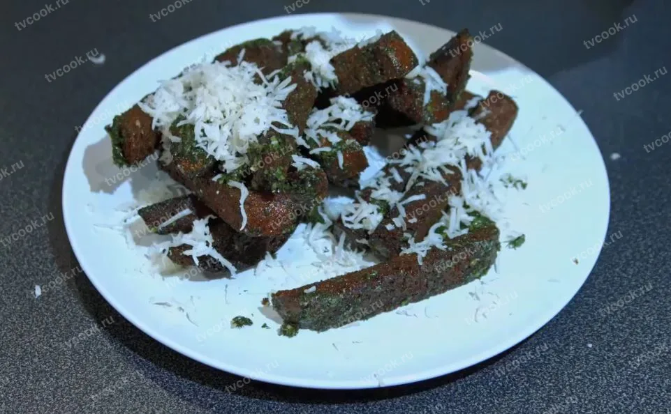 Гренки с чесноком и сыром – хрустящие, к супу и пиву
