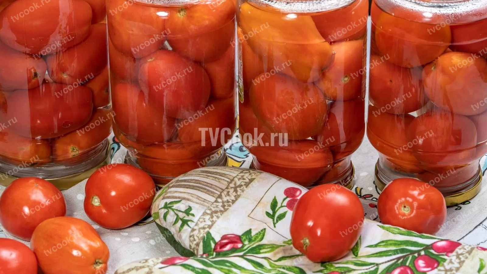 Маринованные в меру сладкие помидоры на зиму без стерилизации