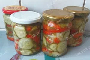 Салат из огурцов и помидоров на зиму