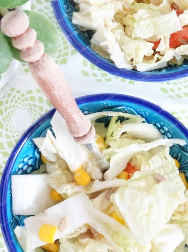 Салат к шашлыку – лёгкий, из пекинской капусты