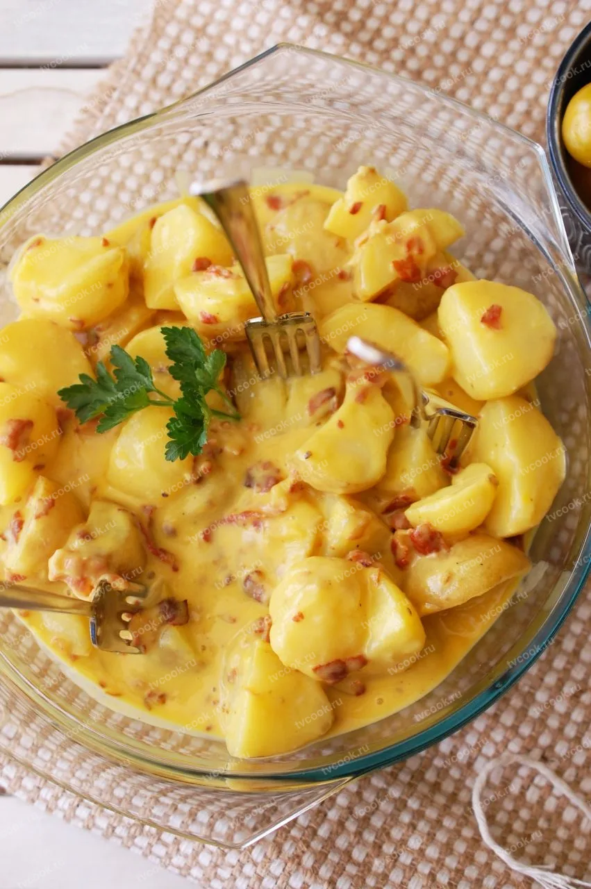 Картофель карбонара (картошка с беконом и сыром)
