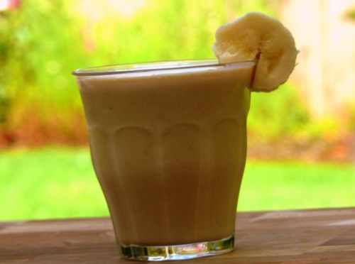 Молочный коктейль «какао-вишня»