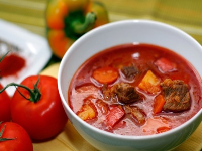 Как приготовить Венгерский гуляш из говядины с томатной подливкой рецепт пошагово