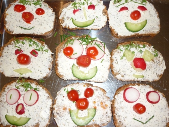 Детские бутерброды на день рождения — рецепты от шефа