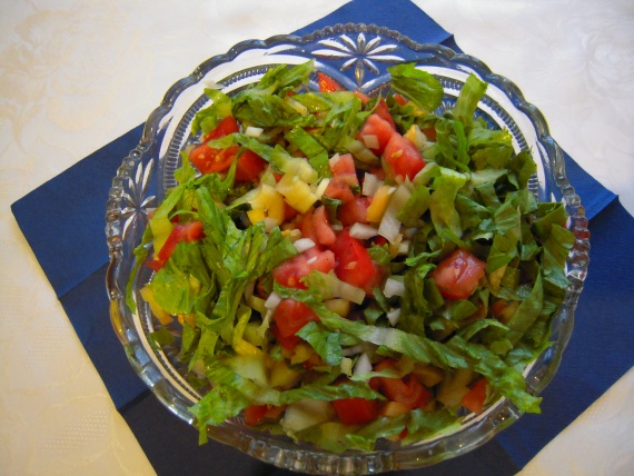 Вкусный овощной салат на зиму, рецепт с фото