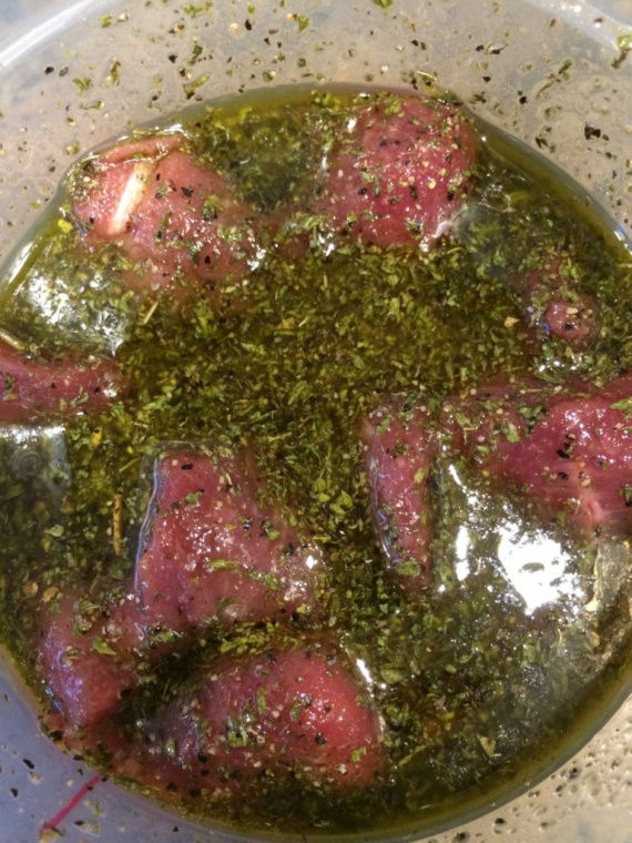 Как выбрать мясо для шашлыка из баранины