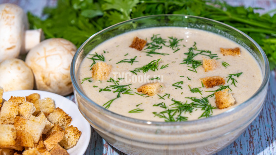 Рецепт приготовления сливочного крем-супа с курицей и грибами