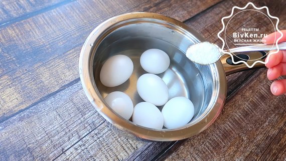 Как приготовить яйца по-королевски - рецепт