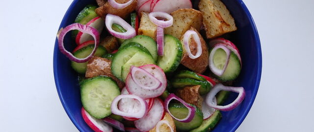 1. Картофельный салат с грудинкой