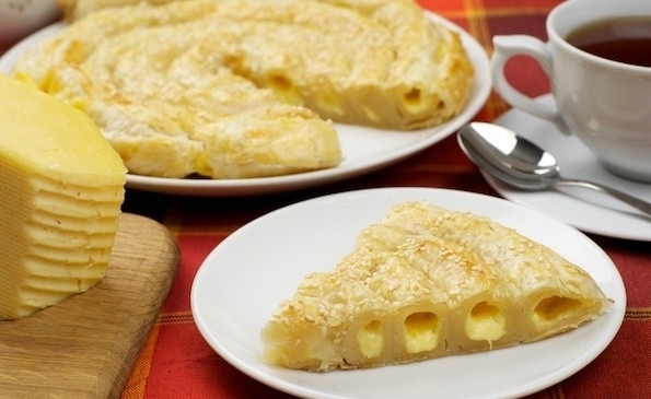 Слоеный пирог ветчина с сыром слоеное тесто
