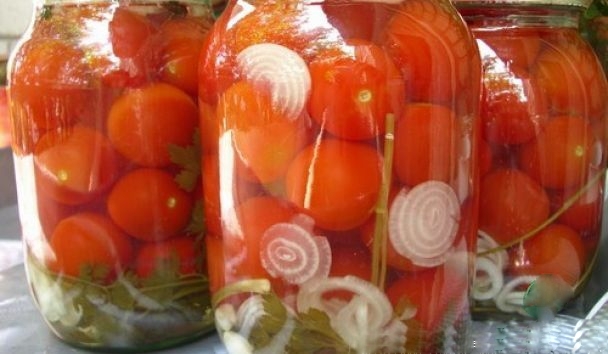 Ингредиенты для «Маринованные помидоры с луком 