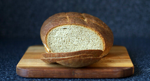 Ржаной хлеб на дрожжах и солоде в мультиварке — рецепт с фото