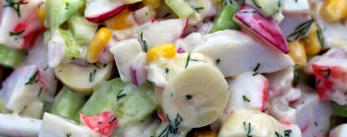 Крабовый салат классический: рецепты
