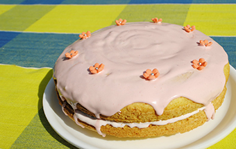Бисквитный торт с заварным кремом и домашней глазурью