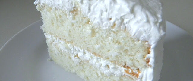 Пошаговые фото инструкции к рецепту Бисквитный торт со сметанным кремом и клюквой