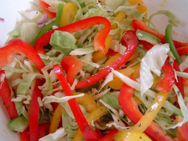 Готовим салат из капусты и болгарского перца
