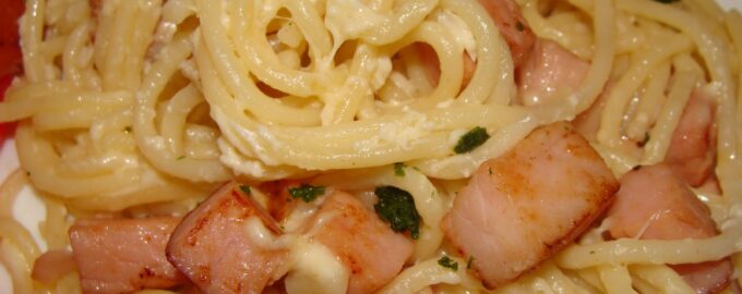 Спагетти карбонара: классический рецепт со сливками