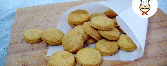 Фундучное печенье с орехами и соленой карамелью