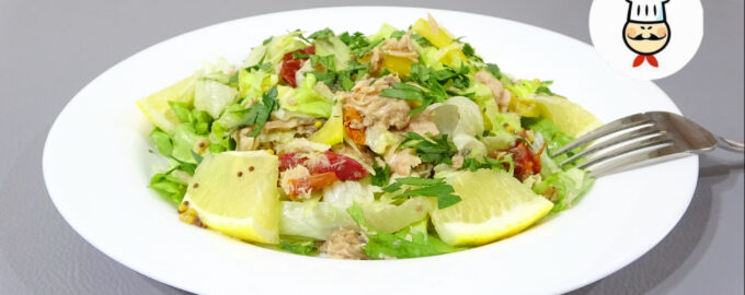 Слоеный рыбный салат: рецепт простого блюда за 15 минут