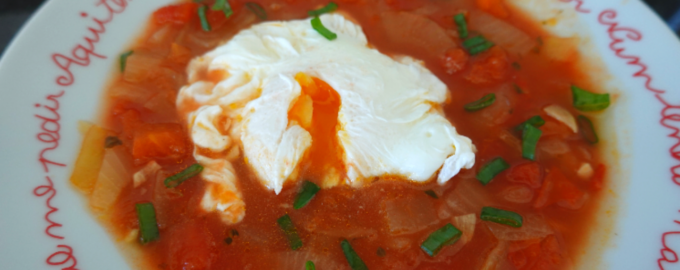 2. Куриный суп с вермишелью и яйцом