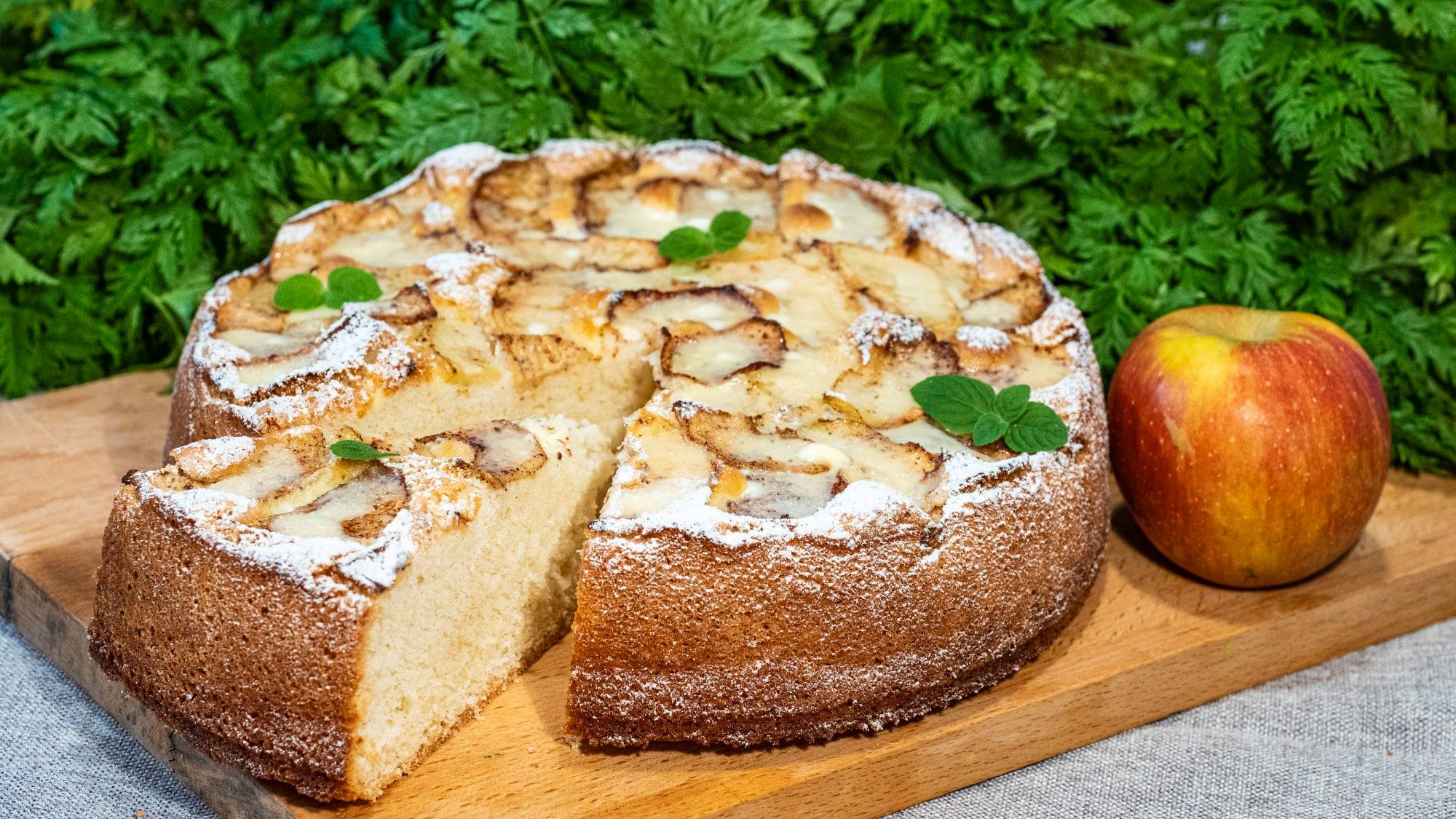 Рецепт шарлотки классический с яблоками простой в духовке фото пошагово и вкусный