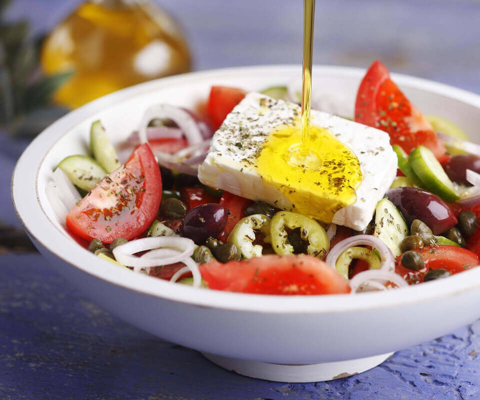 Греческий салат по-домашнему